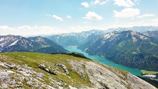 Blick vom Unnutz Gipfel auf Achensee