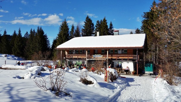 Die Frasdorfer Hütte ("Frasi") ist auch im Winter schön