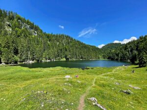 Der Taubensee nahe der Tabenseehütte