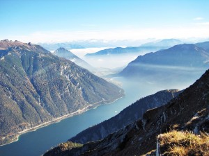 Blick von Seekarspitze auf den Achensee