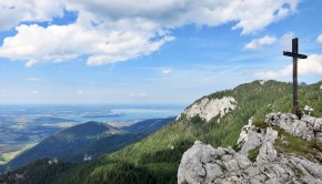 Schöner Chiemsee- und Kampenwandblick am Gipfel