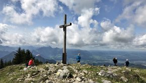 Gipfel Hochries direkt neben der Hochrieshütte