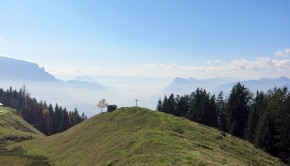 Die Karspitze, dahinter Kaiser & Inntal