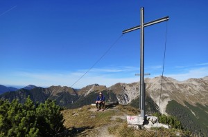 Gipfelkreuz am Steinkarkopf