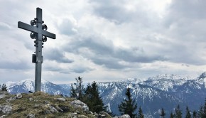 Schweinsberg in Wolken