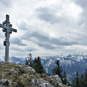 Schweinsberg in Wolken