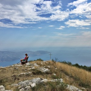 Am Cima Comer mit Gardasee-Blick