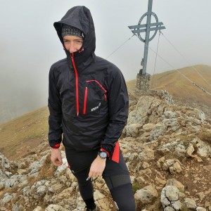 Test Inov-8 Race Elite Stormshell HZ