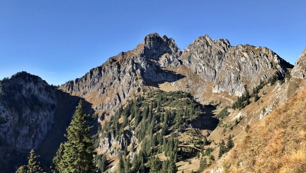 Die Große Klammspitze kurz nach Brunnenkopfhütte