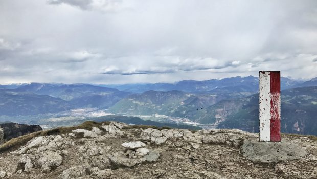 Gipfel des Mt. Roen, dahinter Bozen