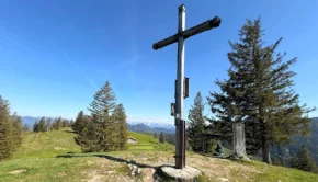 Am Gipfel der Farrenpoint