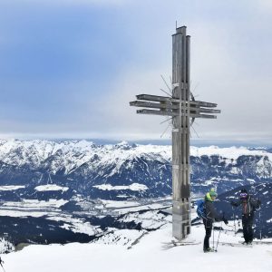 Am Gipfel des Gilfert über dem Inntal