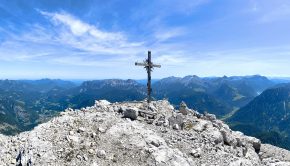 Am Gipfel des Großen Ochsenhorn - rechts dahinter Watzmann