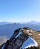 Blick vom Gipfel auf den Zenokopf, dahinter Watzmann